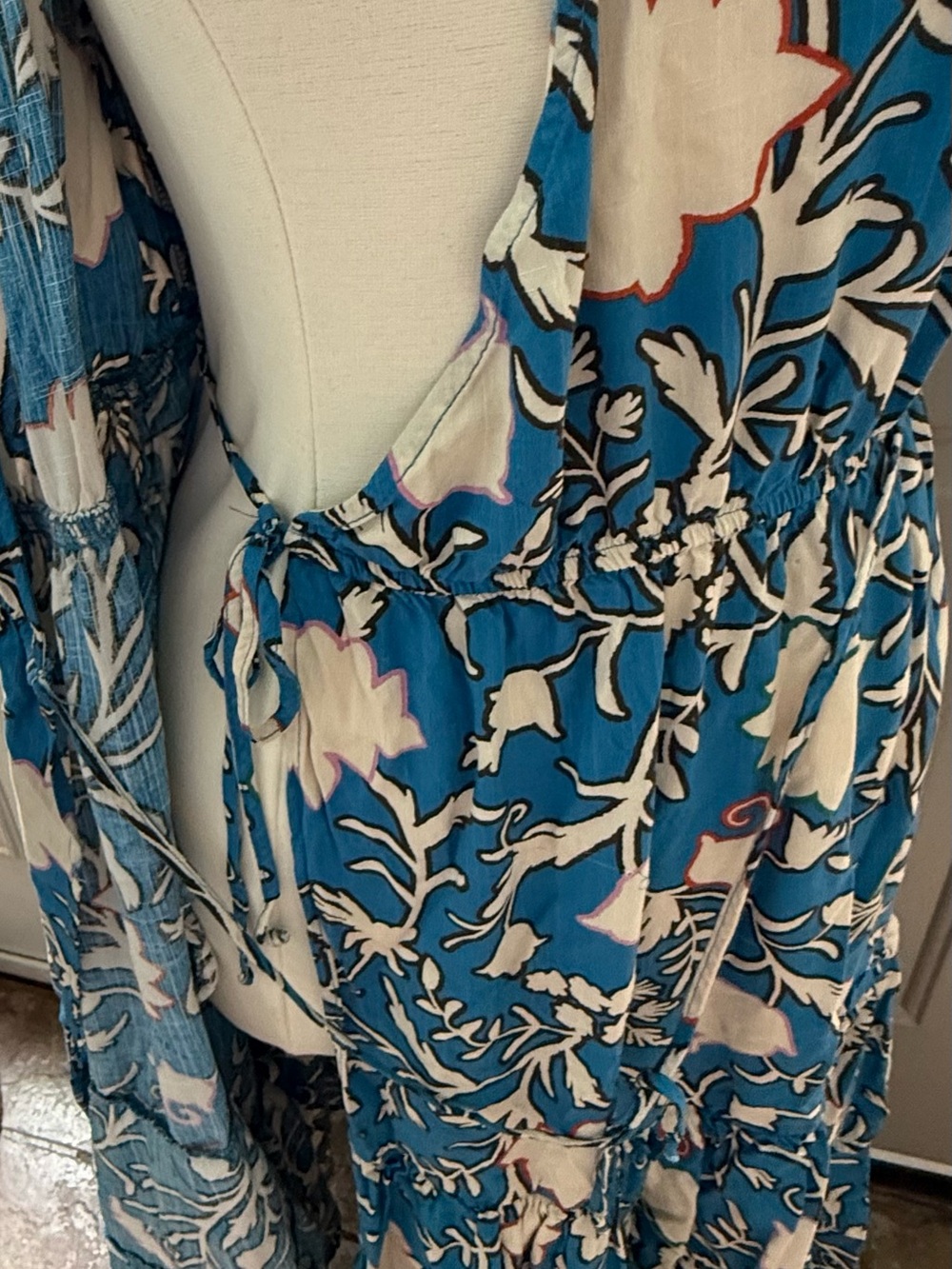 Knox Rose Teal Blue Floral Wrap-Style Midi Dress - Picture 6 of 7